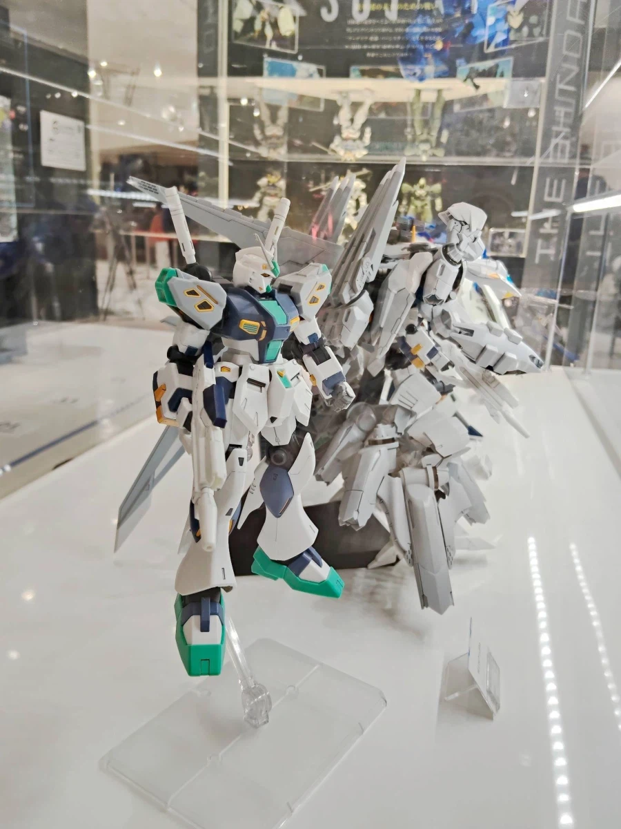 HGUC 1/144 아류제우스 + 소체 양산형 뉴 건담 외 도쿄점 전시 사진_4.webp