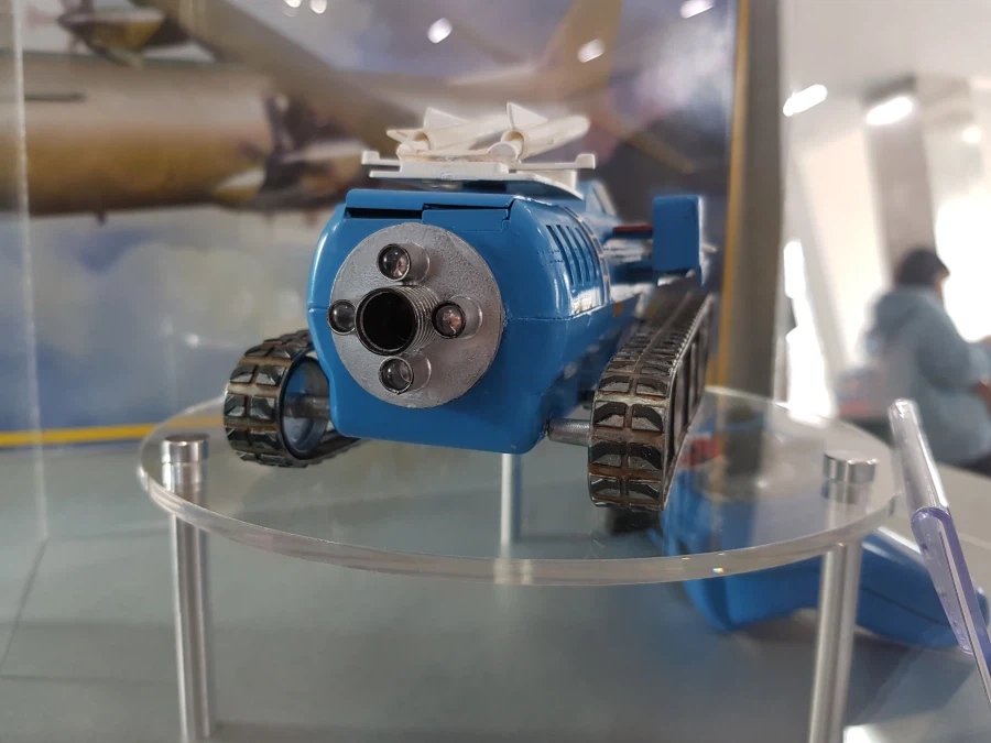 [아카데미 과학] 킹모그라스 박철구 님 작품 전시 사진_8.webp