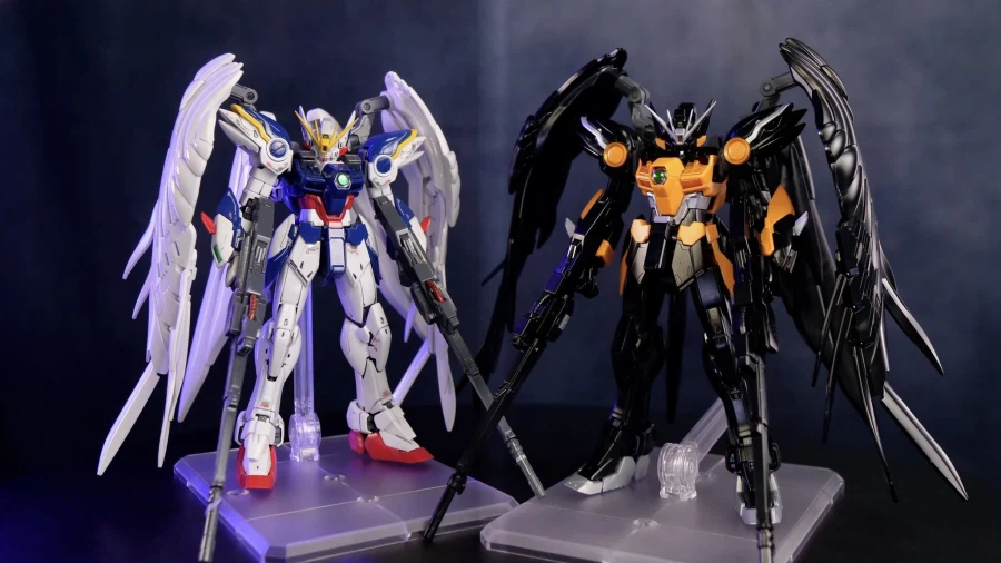 [반다이] APEX와 건프라 콜라보. RG 에피온, 윙 제로 EW 비교 이미지_2.webp