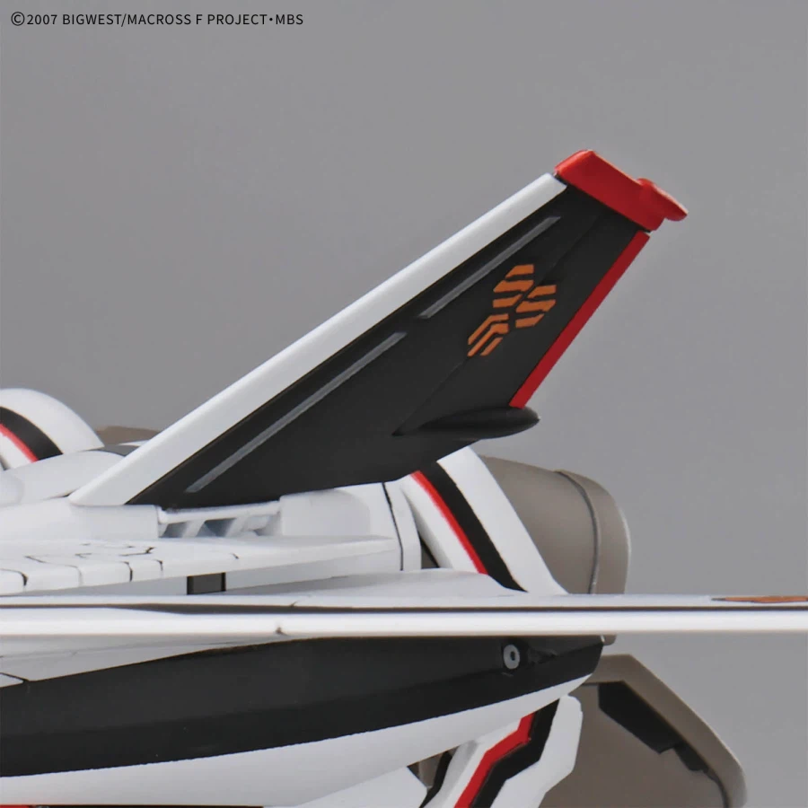 HG 1/100 VF-25F 메사이어 발키리 사오토메 알토 기 공식 이미지_8.webp