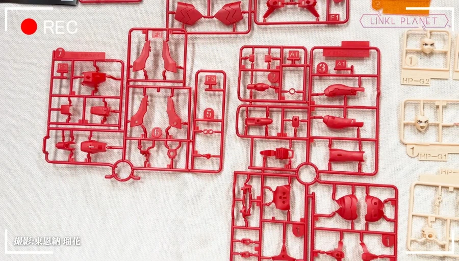 [반다이] 30MF 요로이신덴 사무라이 트루퍼 작열의 가이 조립 샘플 소개 영상_5.webp