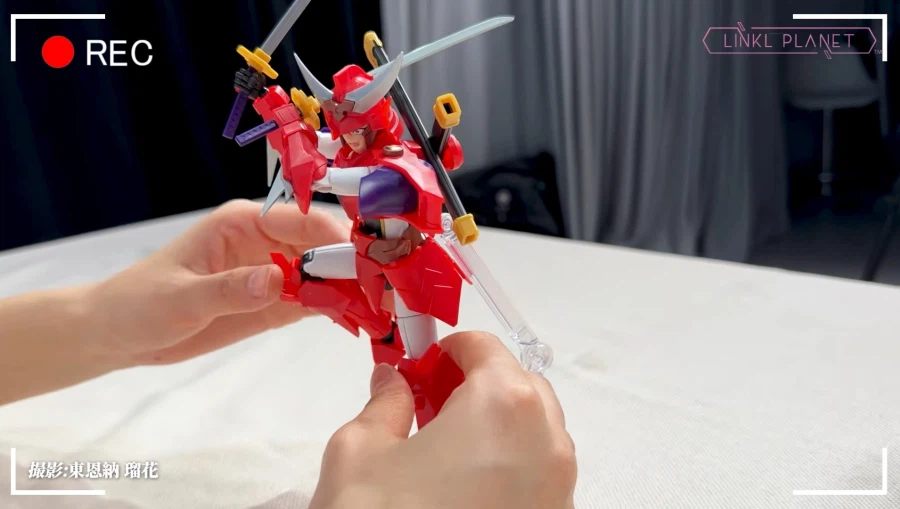 [반다이] 30MF 요로이신덴 사무라이 트루퍼 작열의 가이 조립 샘플 소개 영상_27.webp