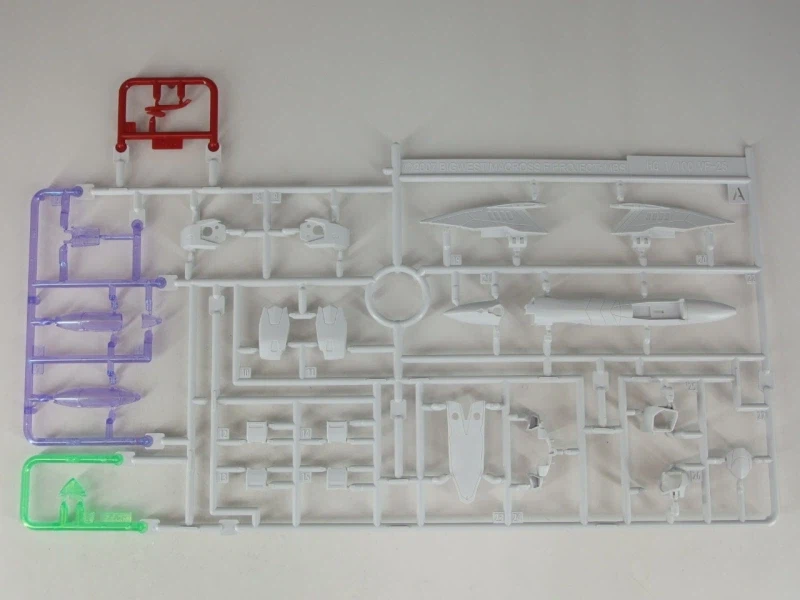 HG 1/100 VF-25F 메사이어 발키리 사오토메 알토 기 런너 사진_2.webp