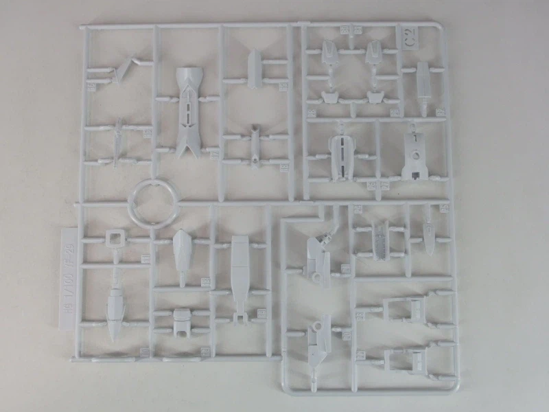 HG 1/100 VF-25F 메사이어 발키리 사오토메 알토 기 런너 사진_6.webp