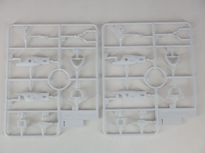 HG 1/100 VF-25F 메사이어 발키리 사오토메 알토 기 런너 사진_13.webp