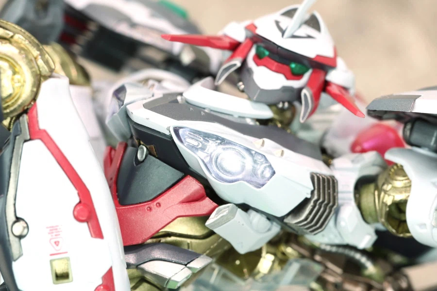 [반다이 혼웹상점] 메탈빌드 니르밧슈 type ZERO RS 샘플 이미지_14.webp