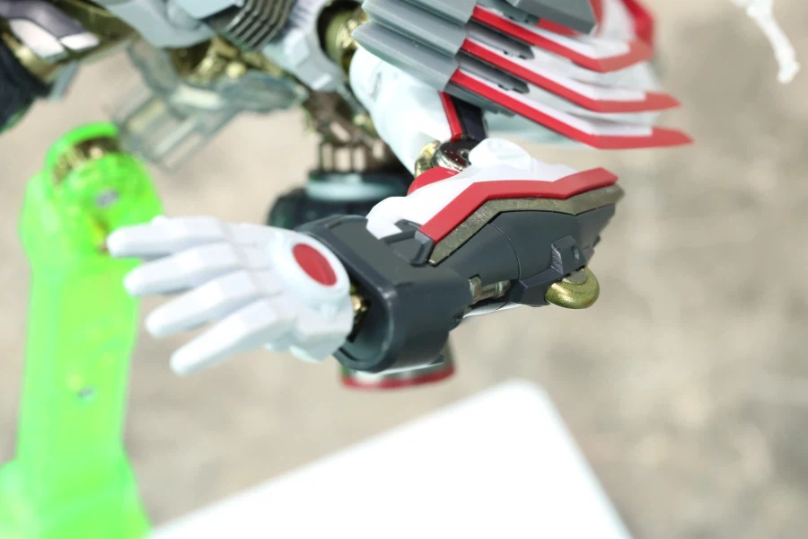 [반다이 혼웹상점] 메탈빌드 니르밧슈 type ZERO RS 샘플 이미지_16.webp