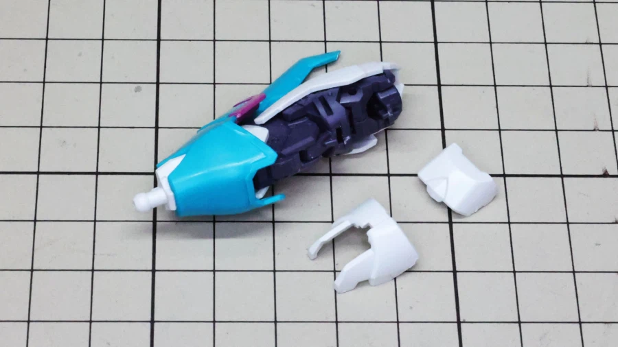 RG 건담 에피온 APEX LEGENDS (TM) 알터 조립 과정 사진_23.webp