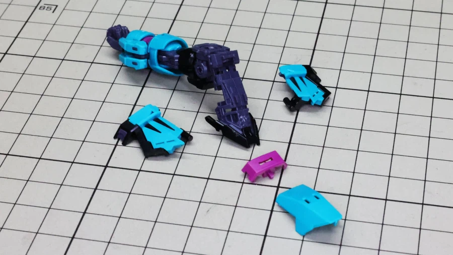 RG 건담 에피온 APEX LEGENDS (TM) 알터 조립 과정 사진_68.webp