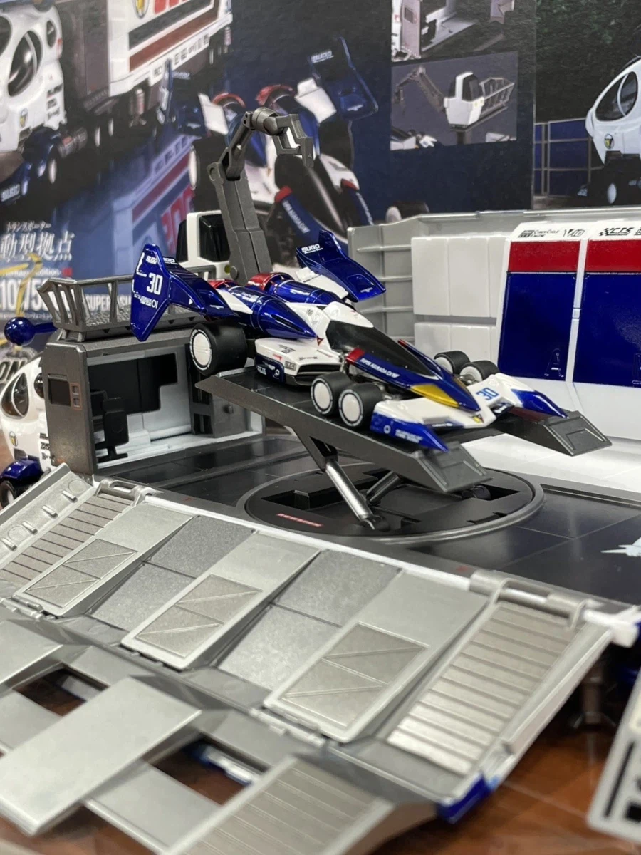 [메가 하우스] HE 스고 레거드 10 V5000 & 슈퍼 아스라다 전시 사진_3.webp