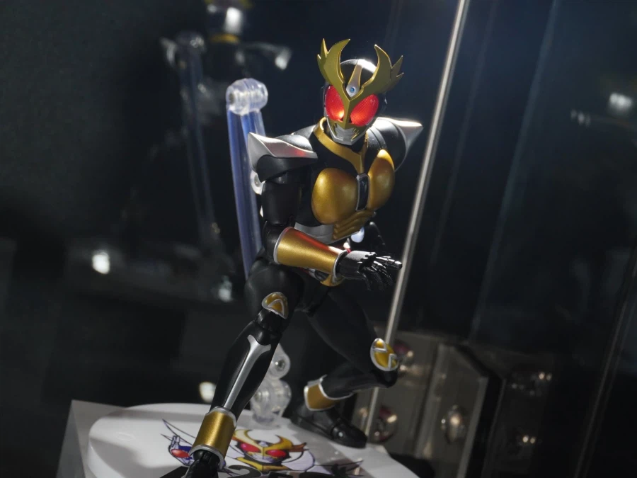 [반다이] S.H.F(진골조제법)가면라이더 아기토25th 집광 파츠사용 전시이미지_4.webp