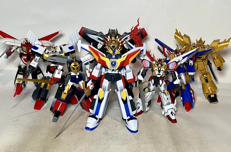 [반다이] SMP · RG 용자 시리즈 주역 기체 및 비클 진열_1.webp