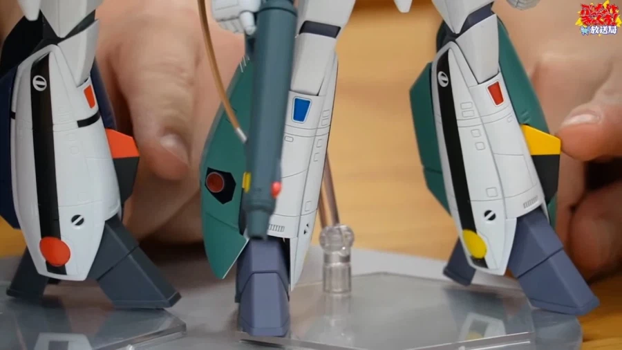 [맥스 팩토리] PLAMAX 슈퍼 배틀로이드 발키리 로이 포커 스페셜 샘플 정보_6.webp