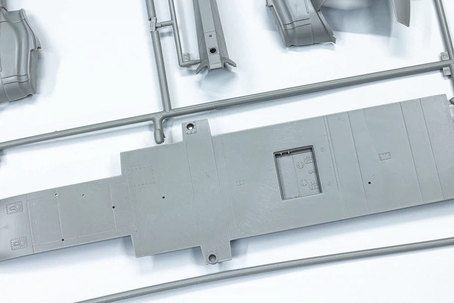 [아카데미 과학] 1/48 CH-47D 치누크