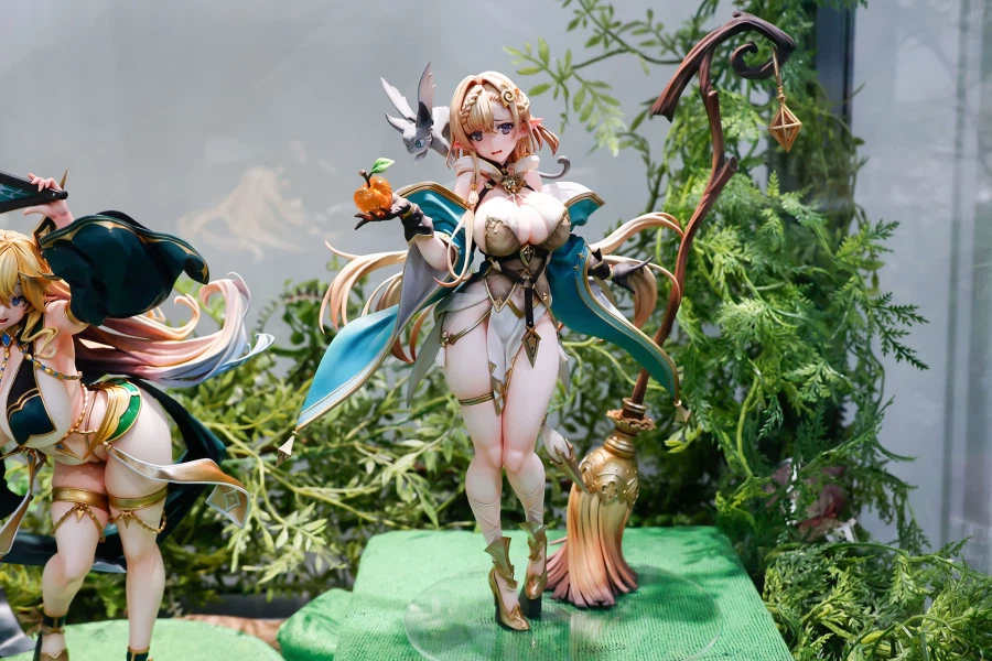 [Vertex] 엘프 마을 - 제18 마을 사람 헤이젤 전시 사진_1.webp