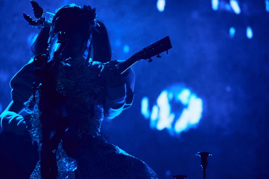 거듭된 탈피로 완성되는 즛토마요의 세계_4.webp