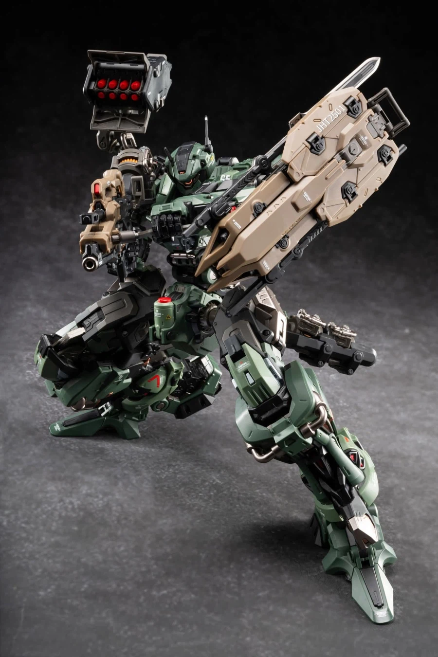 [모터뉴클리어]충용급 극호-돌격형 공식사진(삭제후 제업)_5.webp