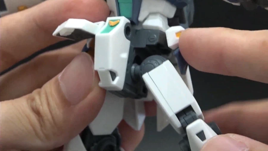 HGUC 1/144 아류제우스 샘플 소개 영상 (스크롤 주의)_38.webp