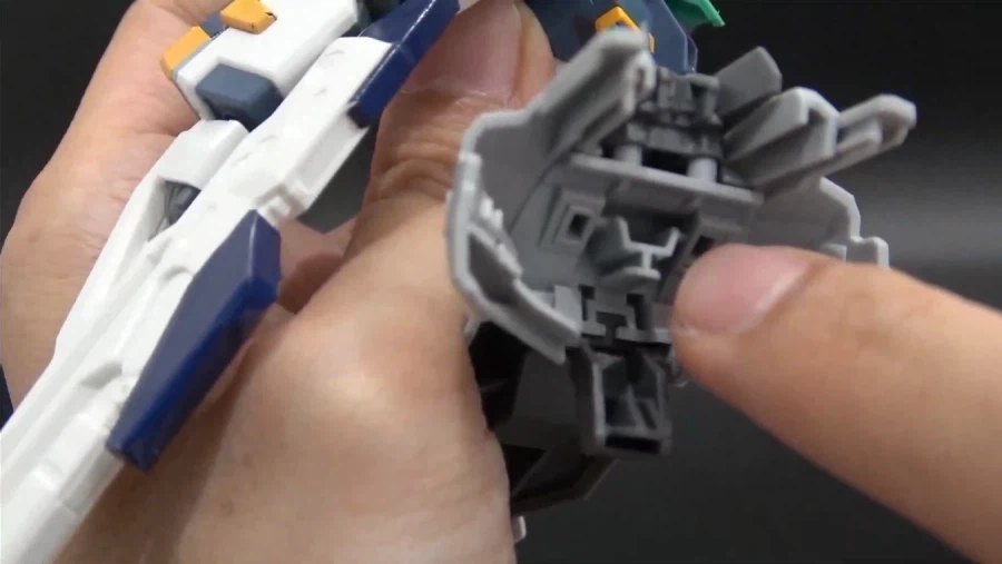 HGUC 1/144 아류제우스 샘플 소개 영상 (스크롤 주의)_78.webp