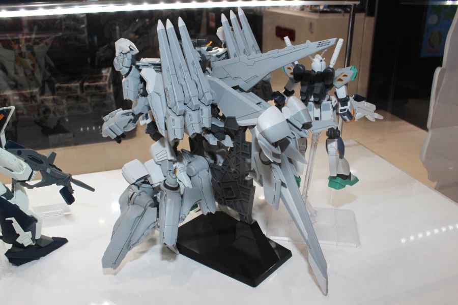 HGUC 1/144 아류제우스 + 양산형 뉴 건담 다각도 전시 사진_6.webp