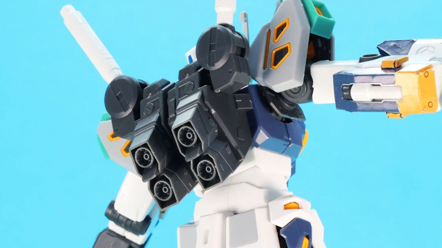 HGUC 1/144 아류제우스 런너 + 양산형 뉴 건담 소체 조립 과정 사진_88.webp