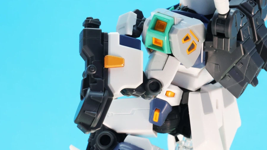 HGUC 1/144 아류제우스 런너 + 양산형 뉴 건담 소체 조립 과정 사진_94.webp