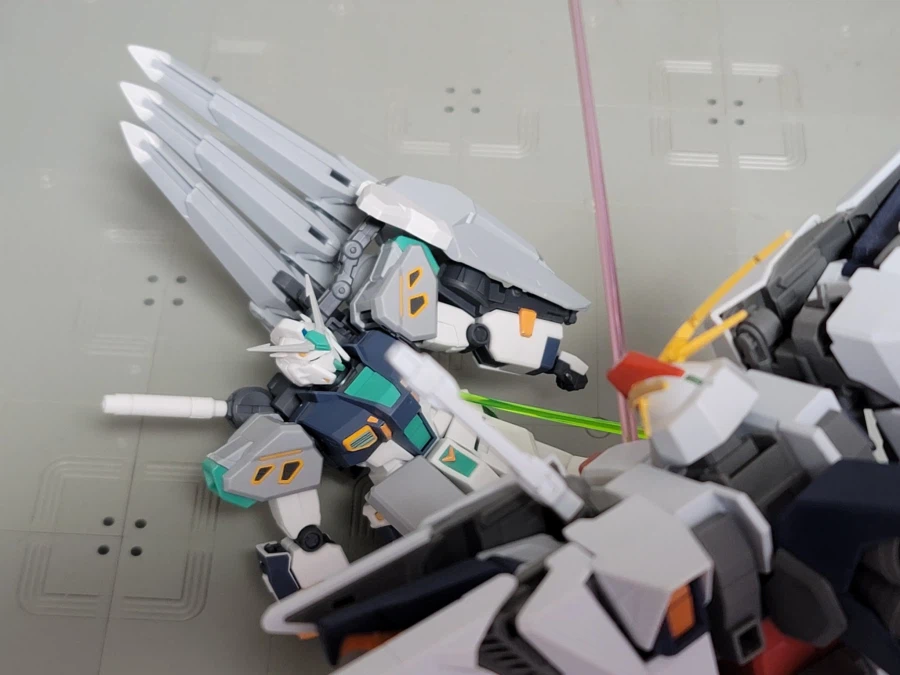 HGUC 1/144 양산형 뉴 건담 소체 샘플 사진_5.webp