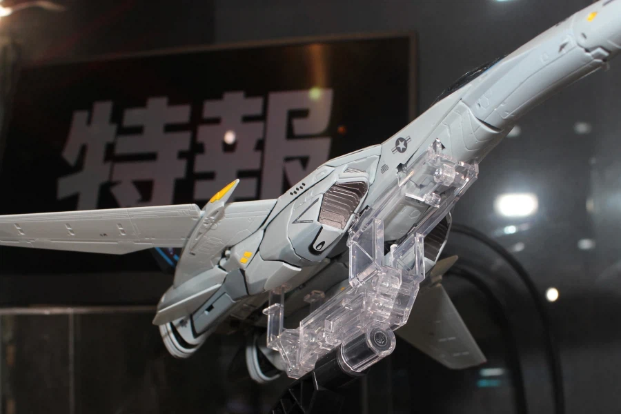 [반다이] DX 초합금 VF-25 메사이어 발키리 탑건 매버릭 Ver 전시 2_20.webp