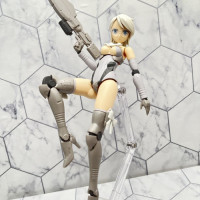 [코토부키야] 프레임암즈 걸 영무(레이브). 조립 샘플 공개