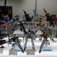 [반다이] 오사카 하비페스 1/100 마크로스 시리즈 전시 이미지