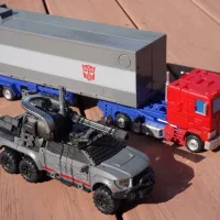 [타카라토미] 트랜스포머 OVERGEAR, 스튜디오 시리즈 크기 비교