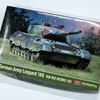 [아카데미 과학] 1/72 독일 육군 레오파드 1A5 런너 사진