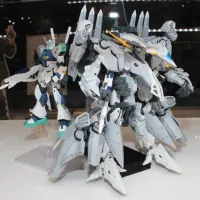 HGUC 1/144 아류제우스 + 양산형 뉴 건담 다각도 전시 사진