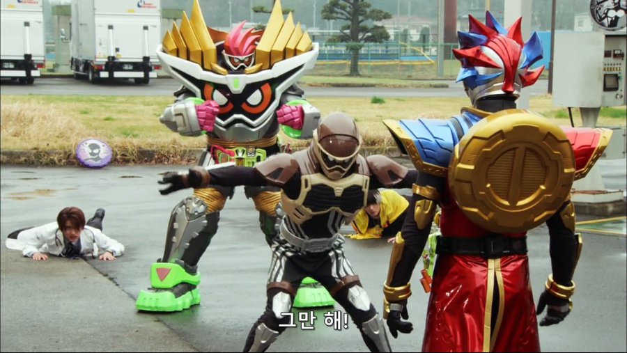 [현랑] 가면라이더 에그제이드 32화 (TVA 1280x720 x264 AAC).mkv_20190214_192407.428.jpg