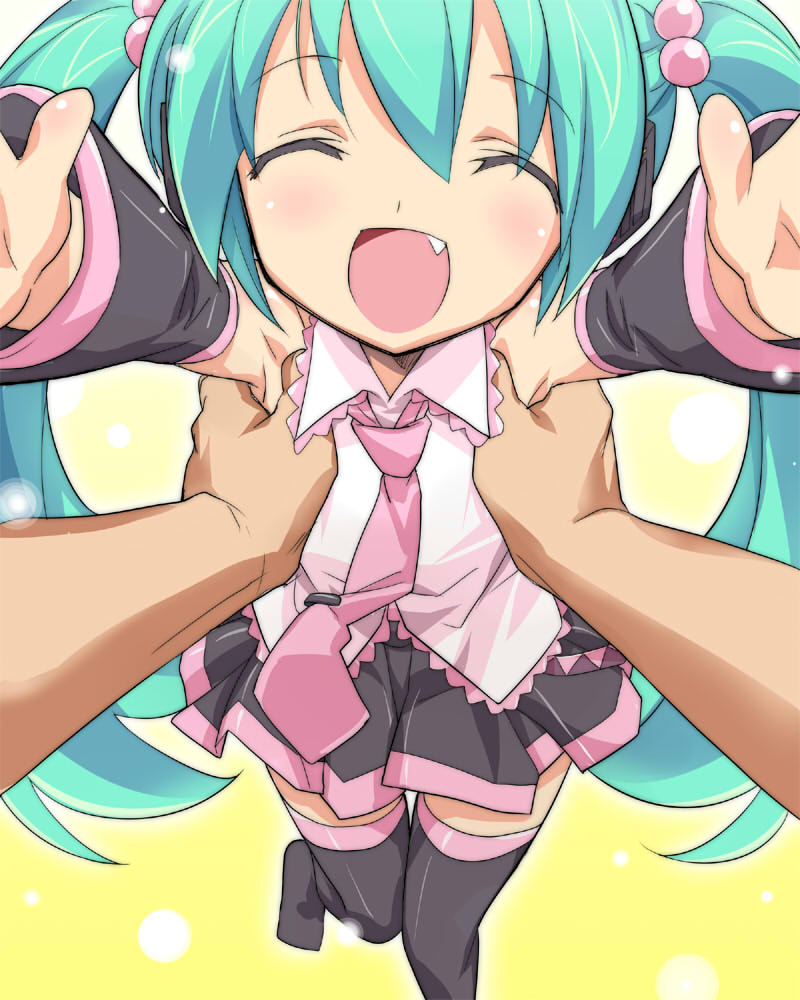 __hatsune_miku_and_petite_miku_vocaloid_drawn_by_eeeeee__816ba592ee479c9df552321d3f6686bf.jpg