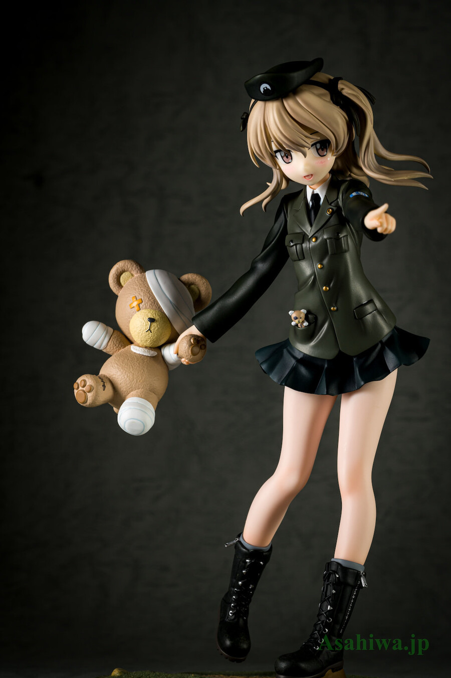 girls_und_panzer_alice_pj01.jpg