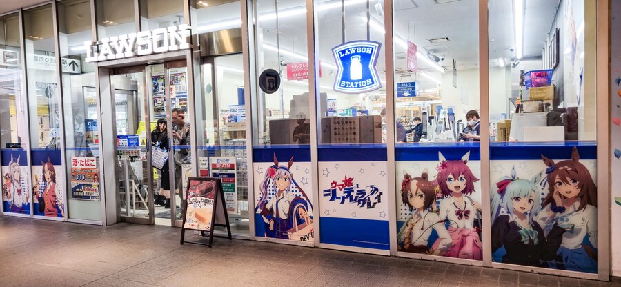 말딸) 아키하바라 로손 콜라보 랩핑 매장에 와봤어_2.jpg