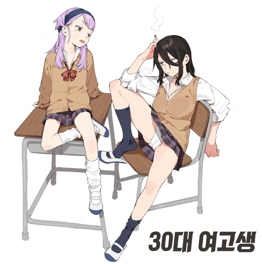 학생회구멍)30대 여고생들_1.png