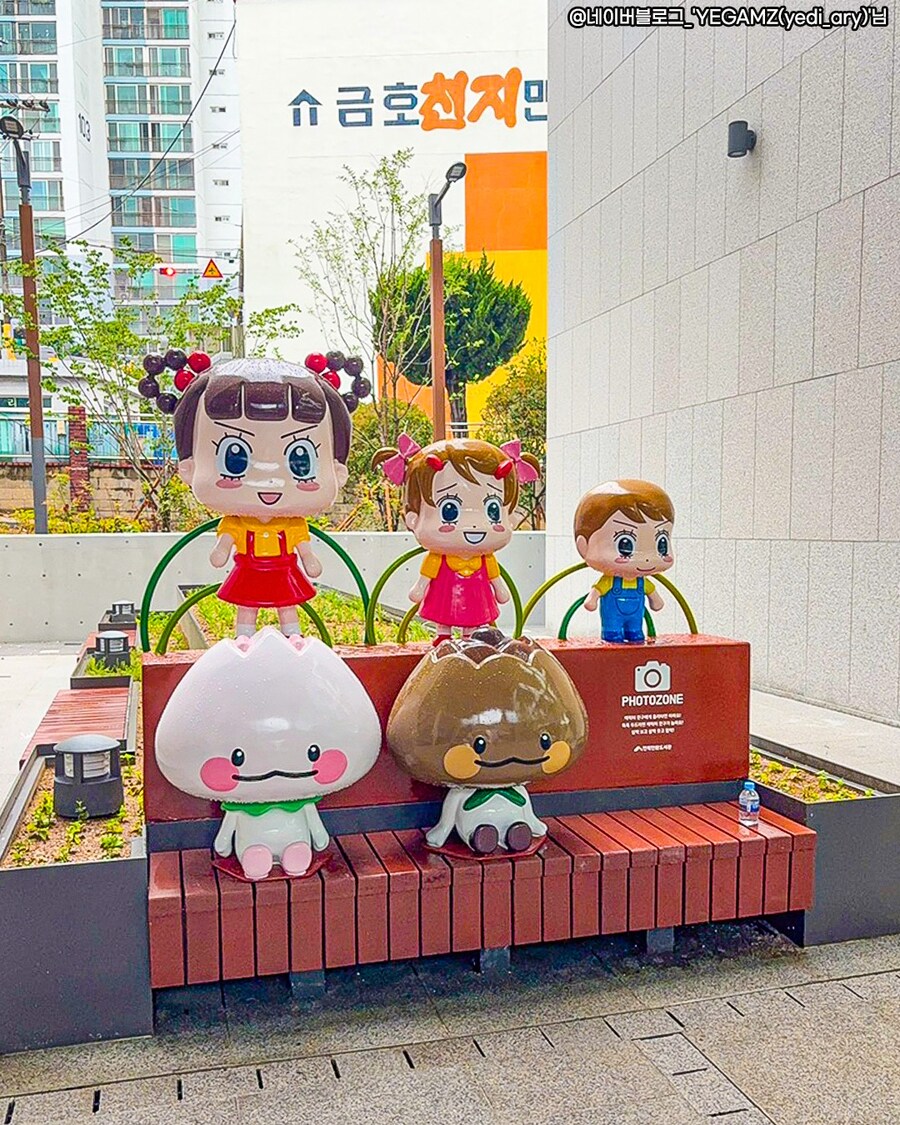 전국최초 공립 만화 도서_9.jpg