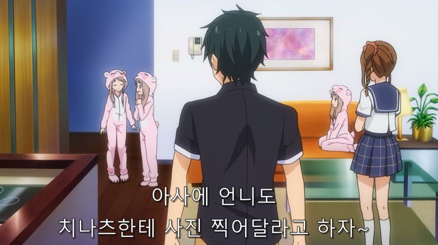 초등학생들 그려놓고 유부녀라고 우기는 애니_7.jpg