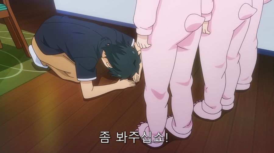 초등학생들 그려놓고 유부녀라고 우기는 애니_19.jpg