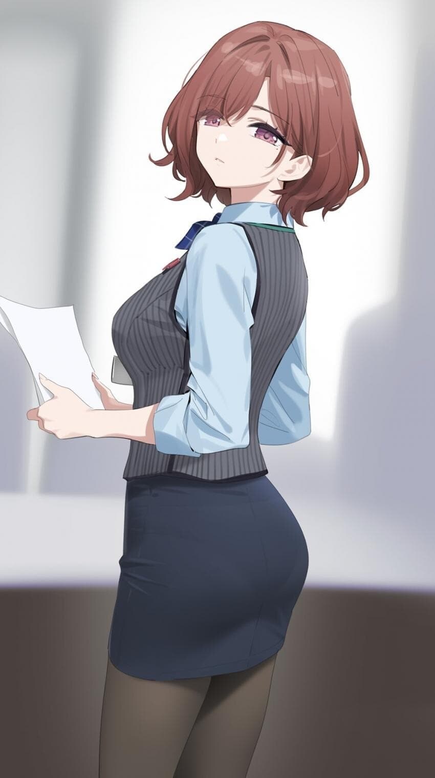 @)