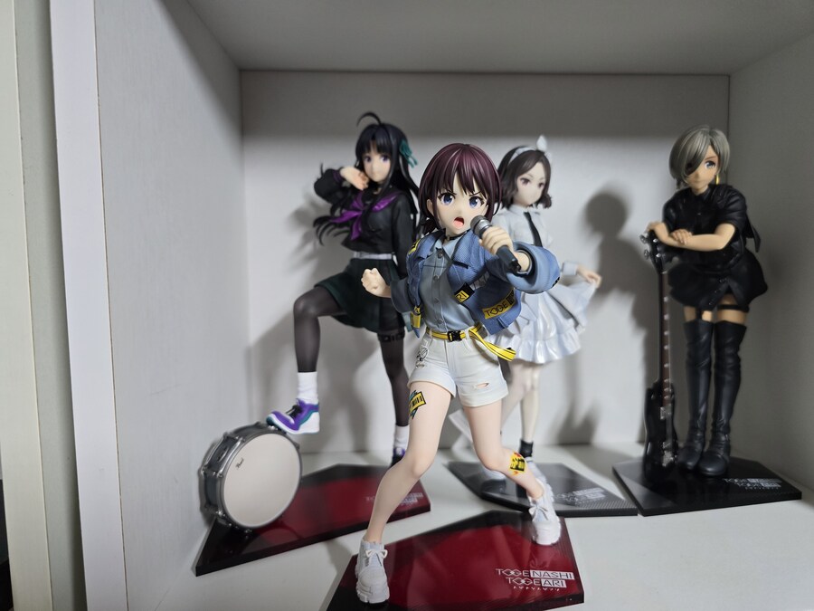 걸즈밴드크라이) 루파 피규어 왔다_3.jpg