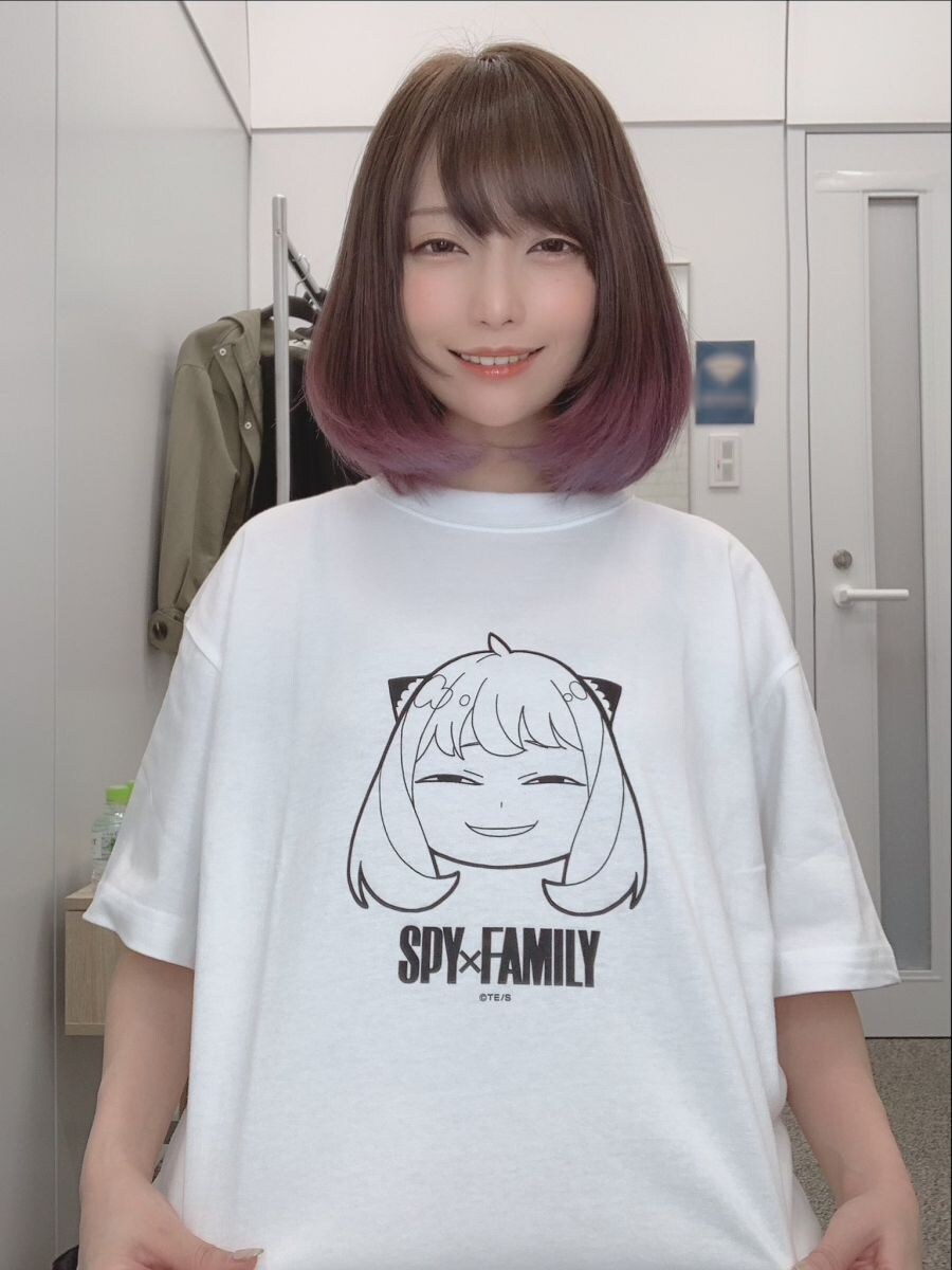 만화에서만 지을 수 있는 표정이라 생각했는데.jpg_1.jpg