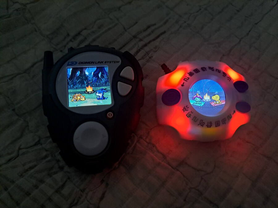 디지몬) 디지바이스엔 있던 LED 기능이 없어진 건 아쉽다_1.jpg