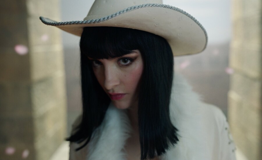 넷플) 원피스 미스 올선데이 와 미스 웬즈데이_1.jpg