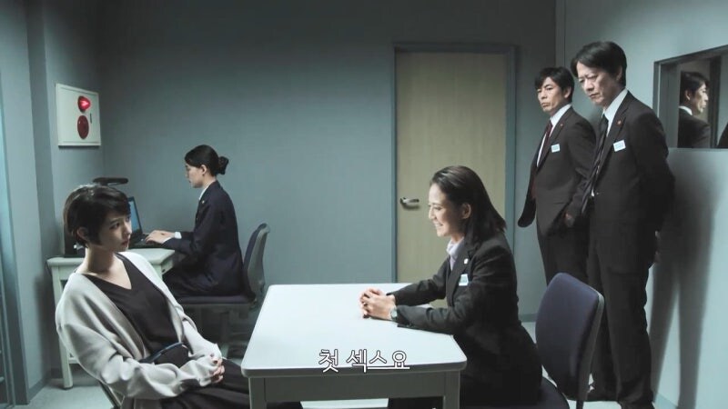 여자로서 인생이 망가진 여성경찰_10.jpg