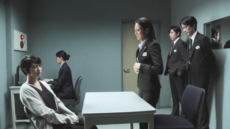 여자로서 인생이 망가진 여성경찰_13.jpg