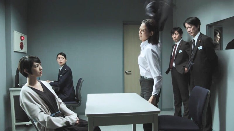 여자로서 인생이 망가진 여성경찰_14.jpg
