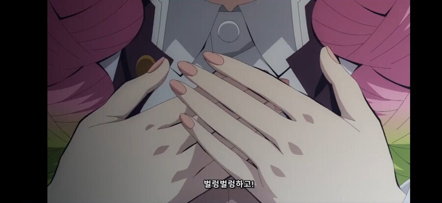 귀멸) 사주가 미츠리 쉴드치는거 포기한 순간_19.jpg